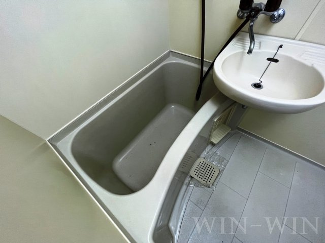 レリブ仁連木の浴室