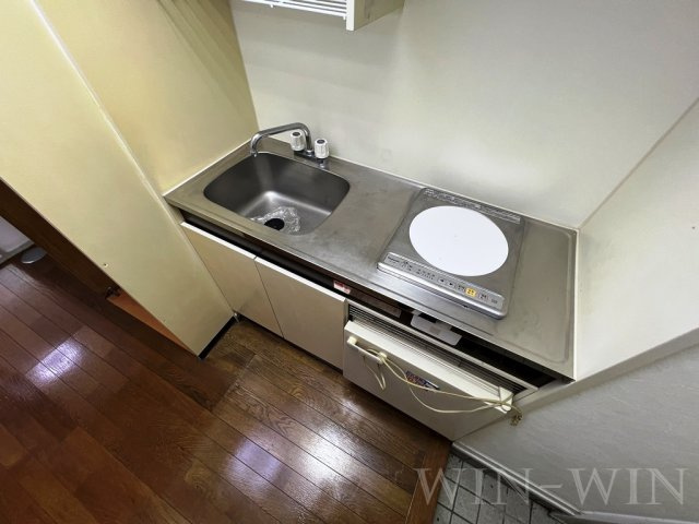 レリブ仁連木のキッチン