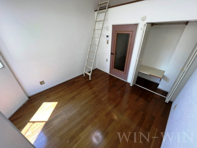 レリブ仁連木の居間・リビング