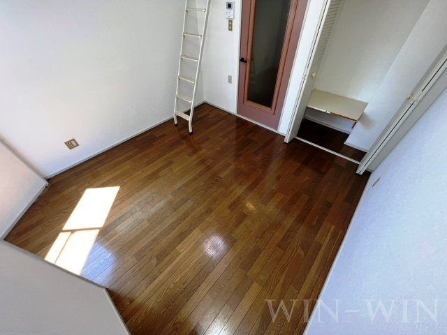 レリブ仁連木の居間・リビング