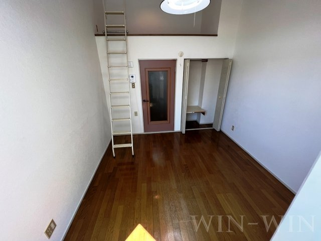 レリブ仁連木の居間・リビング