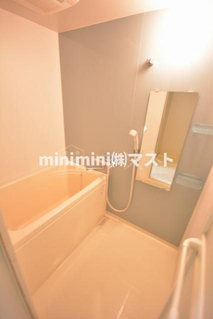 S-RESIDENCE難波Viale(ビアーレ)の浴室