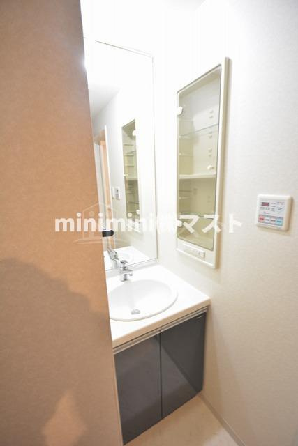 S-RESIDENCE難波Viale(ビアーレ)の洗面所