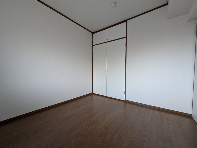 【洋室】 | クローバーマンション花畑II