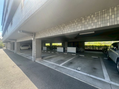 【駐車場】 | パークサイド山田