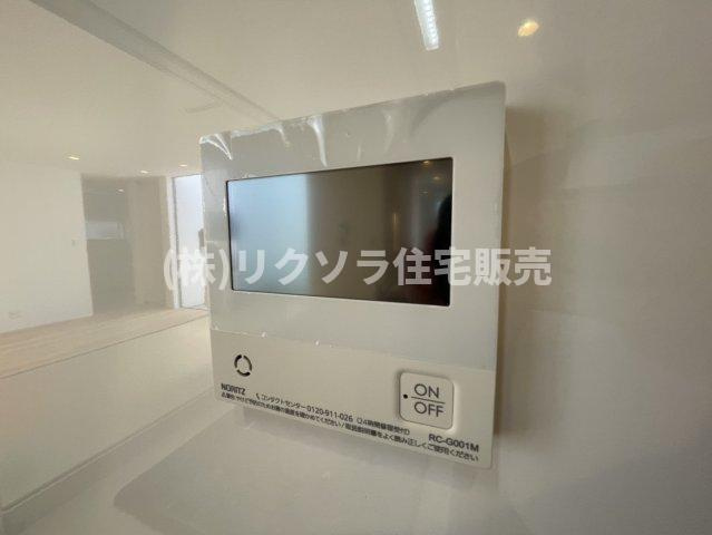 八幡三反長　未入居一戸建ての発電・温水設備|給湯器パネル
■物件内覧・資金計画相談・住宅ローン相談、リフォーム相談、お問合せ受付中■
※当日・翌日のご内覧、ご相談はお電話でのお問合せがスムーズです！