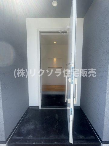 八幡三反長　未入居一戸建ての玄関|■物件内覧・資金計画相談・住宅ローン相談、リフォーム相談、お問合せ受付中■
※当日・翌日のご内覧、ご相談はお電話でのお問合せがスムーズです！