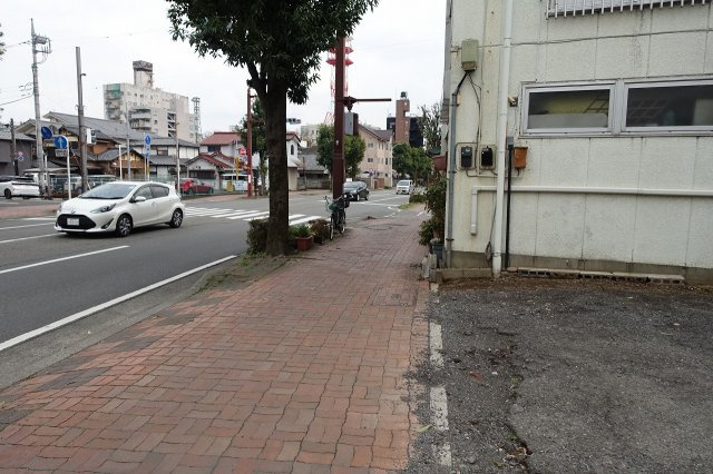 高崎市柳川町　売地の前面道路含む現地写真|東側道路を北から南方向