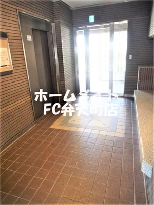 【ロビー】 | 松栄市岡ハイツ | 毎日通るロビーはこのようになっています
