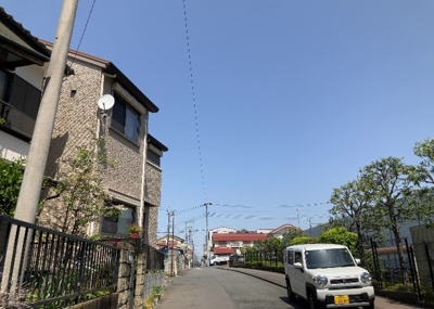 【展望】 | ヴァンハウス相武台 | 眺望を気にして物件を探す場合、前面に建物が建っていないか現地で確認しましょう！前面に建物があると景色はもちろん、日当たりや風通しにも影響が出てきます。住んだ時のことを想像しながら現地見学をしましょう。