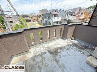 【バルコニー】 | 城陽市寺田南中芝　中古戸建 | 北側バルコニー