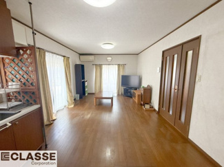 【居間・リビング】 | 城陽市寺田南中芝　中古戸建