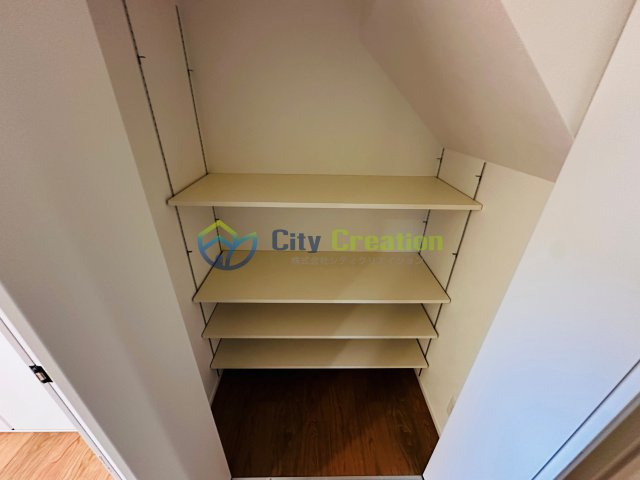 藤沢市大庭　デザイナーズ分譲住宅A棟の収納