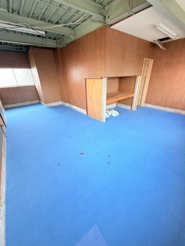 亀甲ビルテナントの内装