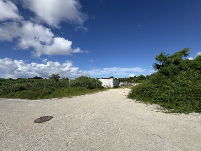 〇読谷村座喜味1379-1　売土地の周辺