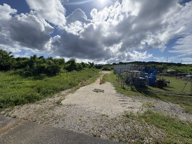 〇読谷村座喜味1379-1　売土地の外観