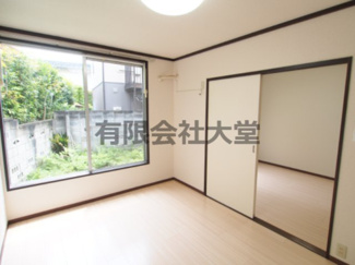 【洋室】 | コーポ弥生Ａ棟 | 落ち着いた色調の洋室です