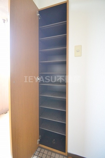 ロワールタケウチの収納