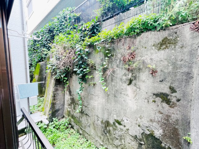 アクイユ文京のバルコニー