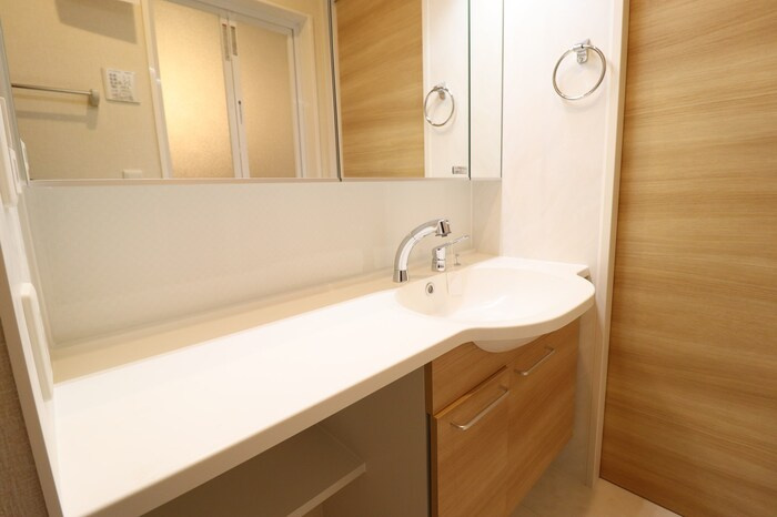 リベルテの独立洗面台|洗髪洗面化粧台