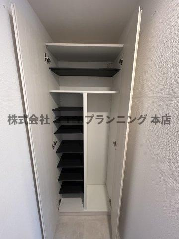 仲介手数料０円！NEUA　NARUMIの収納