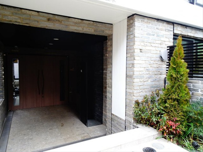 【エントランス】 | ALERO世田谷羽根木