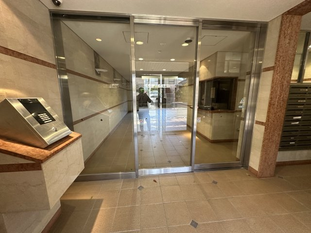 レピア堺湊のエントランス