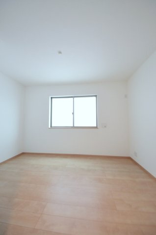 清水ヶ丘の洋室