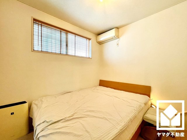 八幡市美濃山宮ノ背の寝室