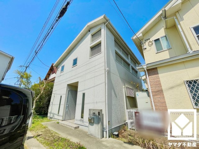 八幡市美濃山宮ノ背の外観