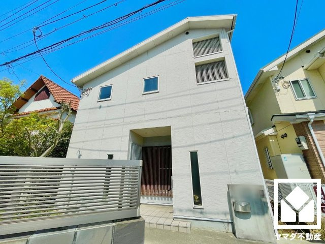 八幡市美濃山宮ノ背の外観