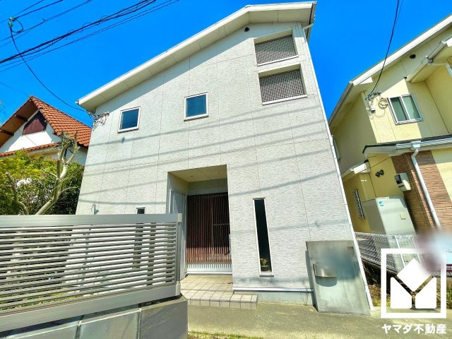 八幡市美濃山宮ノ背の外観