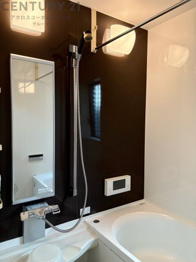 ユニットバスは省スペースでありながら、シンプルな設計と使いやすさを備え、簡便なメンテナンスが可能です。