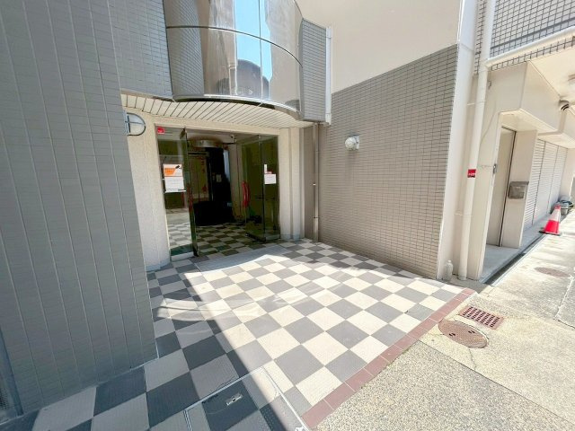 ユニテのエントランス