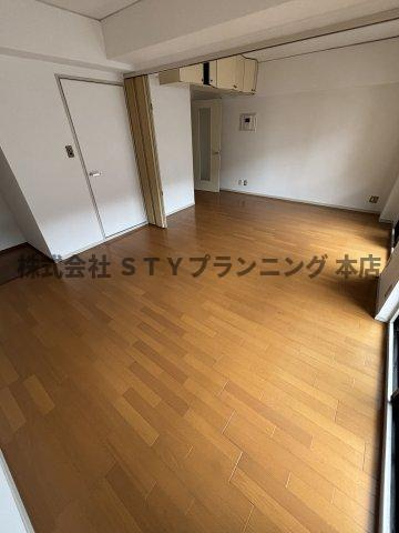 仲介手数料０円！ライオンズマンショングリーン久屋大通の居間・リビング