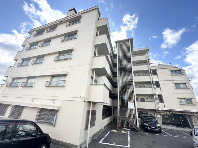 北山ハイツの外観