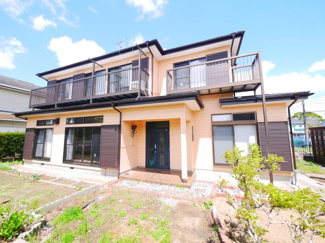 【外観】 | 大網白里市細草　中古住宅 | 敷地約209坪 ５LDK シッター車庫2台+庭2台合計4台駐車可能 家庭菜園・バーベキューが可能です