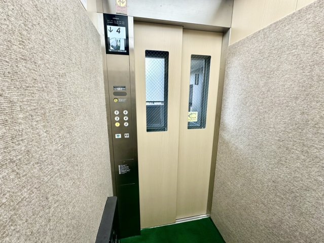 ダイアパレスグランリヴィエール青葉のその他共用部分|エレベーター