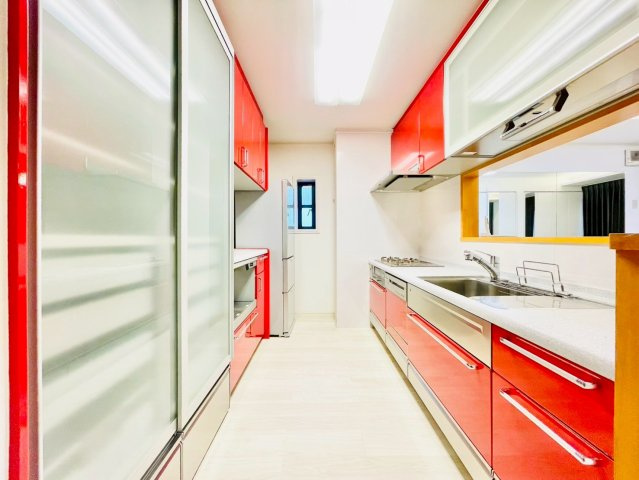 名東区植園町一丁目戸建のキッチン|3階キッチン