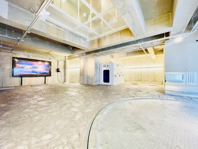 名東区植園町一丁目戸建の駐車場|ガレージ③