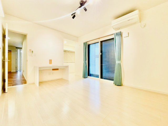 名東区植園町一丁目戸建の洋室|2階洋室③