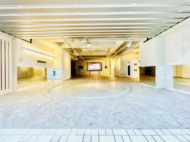 名東区植園町一丁目戸建の駐車場|ガレージ①