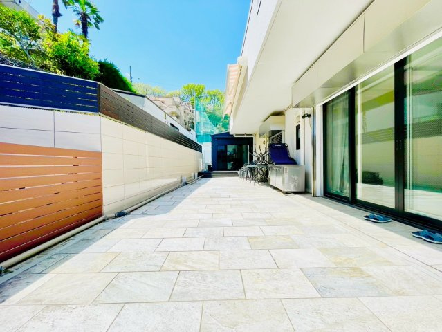 名東区植園町一丁目戸建の庭|庭①