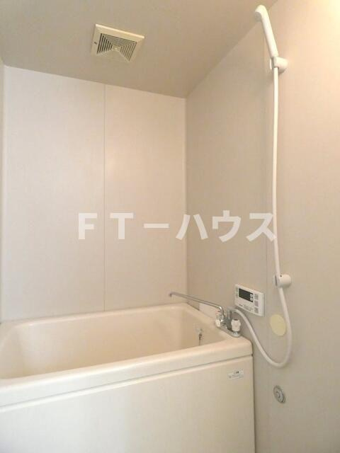 クレスト津田沼B棟の浴室