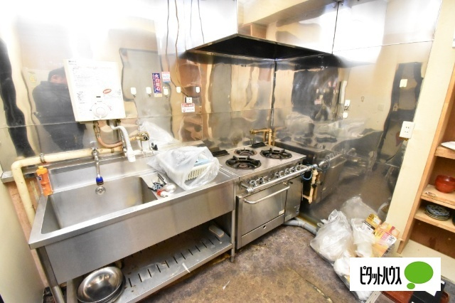 花むらビルの内装