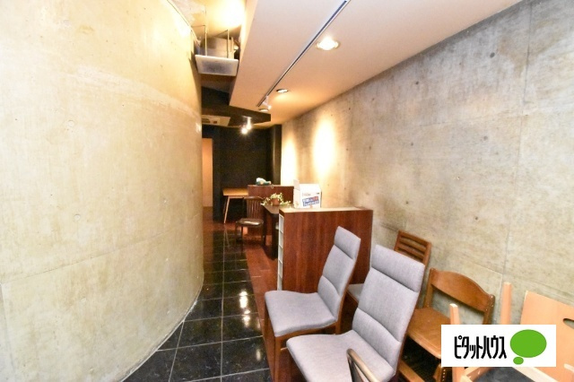 花むらビルの内装