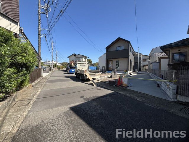 小田原市栢山新築戸建て　24-1期2号棟の前面道路含む現地写真|前面道路含む現地写真です。
