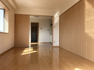 【洋室】 | メゾン・ジュネスⅢ | 別室写真