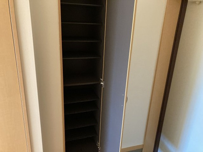 【玄関】 | メゾン・ジュネスⅢ | 別室写真