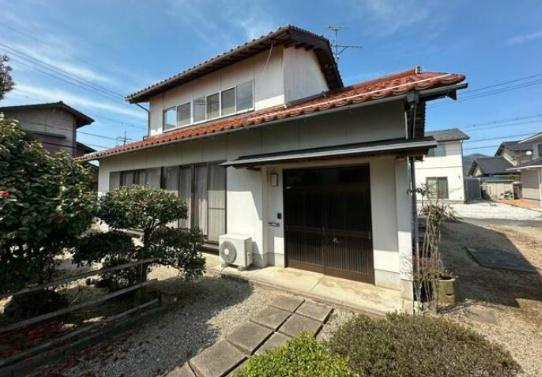 出雲市高岡町　中古戸建の外観